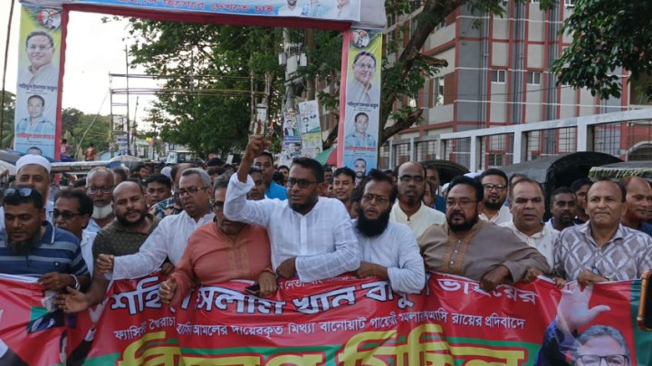 শহিদুল ইসলাম বাবুলের মুক্তির দাবিতে সদরপুর বিএনপির বিক্ষোভ সমাবেশ