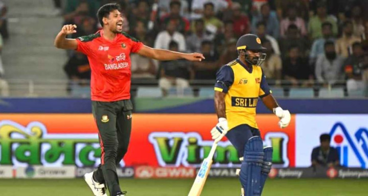 সাকিবকে ছুঁলেন মোস্তাফিজ, বাংলাদেশের টি-টোয়েন্টি ইতিহাসে নজির