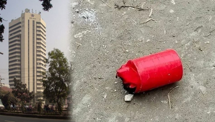গ্রামীণ ব্যাংকের প্রধান কার্যালয়ের সামনে ককটেল বিস্ফোরণ