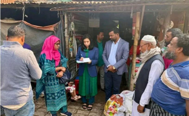 সদরপুরে মেয়াদোত্তীর্ণ সার বিক্রির দায়ে ব্যবসায়ীকে জরিমানা