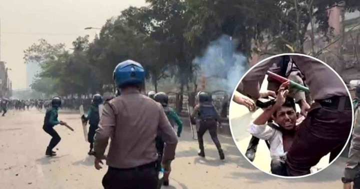 পুলিশের সঙ্গে ঢাকা কলেজের শিক্ষার্থীদের সংঘর্ষ