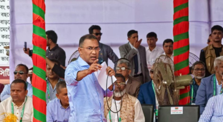 নারীদের পেছনে রেখে কোনোভাবেই দেশ এগোতে পারে না: তারেক রহমান