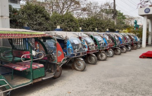 ফরিদপুরে ১৮ ইজিবাইক উদ্ধার, চোর চক্রের ১২ সদস্য গ্রেপ্তার