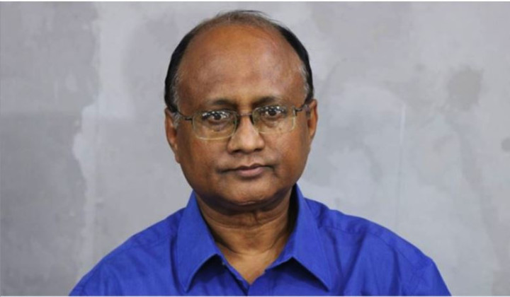 দুদকের চেয়ারম্যান ও দুই কমিশনারের পদত্যাগ
