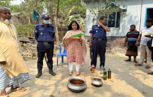 সদরপুরে ভেজাল মধু তৈরির অভিযোগে ব্যবসায়ীকে জরিমানা