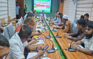 সদরপুরে ছাদে সোলার প্যানেল স্থাপন ও সার্ভিস প্রোভাইডার তালিকাভুক্তি নিয়ে সভা