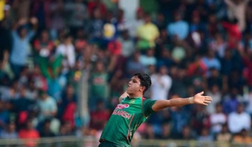 ফুলেল শুভেচ্ছায় সিক্ত হলেন সাইফউদ্দিন