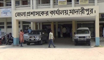 মাদারীপুরে হোম কোয়ারেন্টাইনে না থাকায় ২ প্রবাসীকে দণ্ড