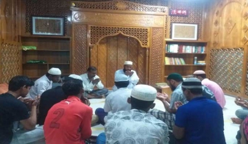 ঝালকাঠিতে করোনা থেকে মুক্তি লাভে ১৩টি মসজিদে মিলাদ