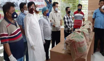 শিবচরে গণ উন্নয়ন বহুমুখী সমবায় সমিতির খাদ্য সামগ্রী বিতরণ