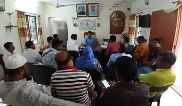 সালথায় সাংবাদিকদের সাথে নবাগত ইউএনওর মতবিনিময় সভা