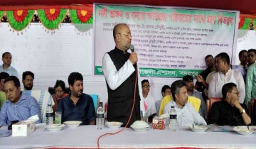   সদরপুরে বন্যাদুর্গত ক্ষতিগ্রস্থদের পাশে চীপহুইপ-ত্রান প্রতিমন্ত্রী ও সংসদ সদস্যরা