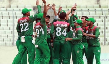 ইংল্যান্ডকে উড়িয়ে ফাইনালে টাইগার যুবারা