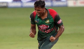 আজ মিরাজের পরিবর্তে রুবেল খেলছেন 
