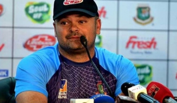 ল্যাঙ্গেভেল্টকে অব্যাহতি দিয়েছে বিসিবি